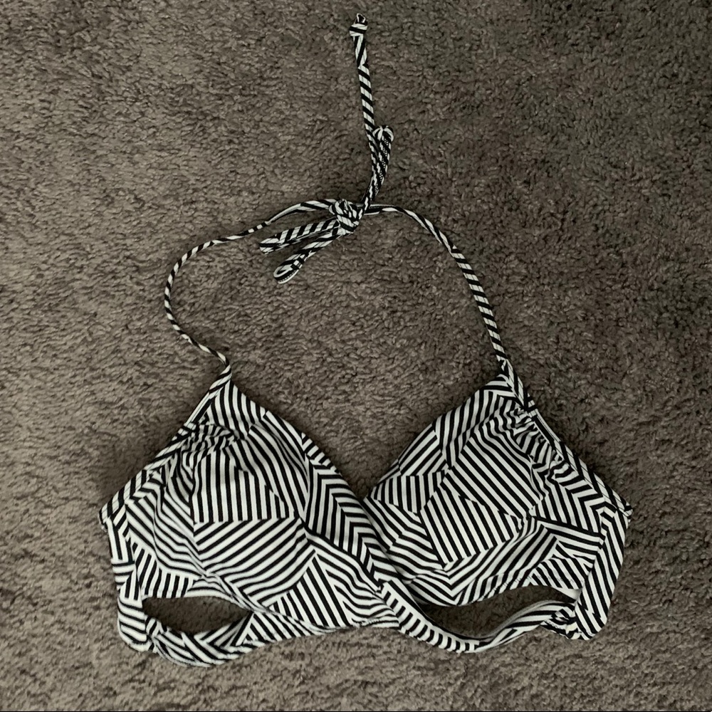Victoria’s Secret PINK cutout swim top